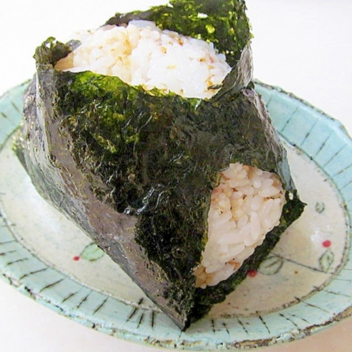 *定番♪梅おかかおにぎり*